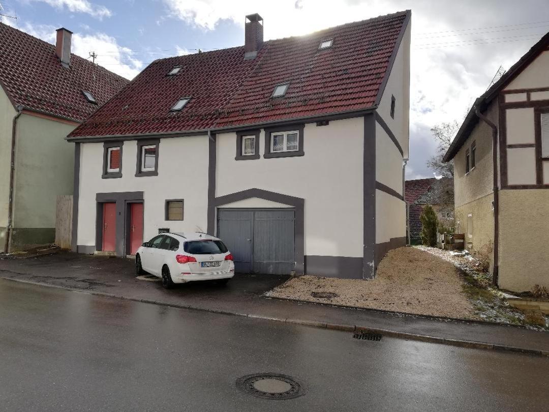 Lmi Haus & Urlaub Monteurwohnungen 2 Münsingen Exterior foto